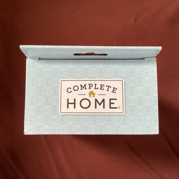 Complete Home Swivel 6 Outlet New - Picture 8 of 11